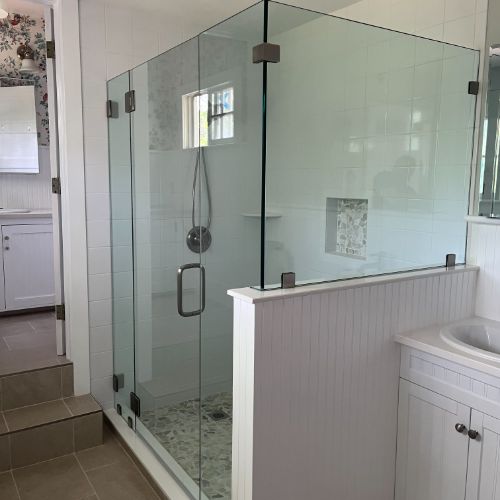 Frameless Door Panel and Return Clips  Image